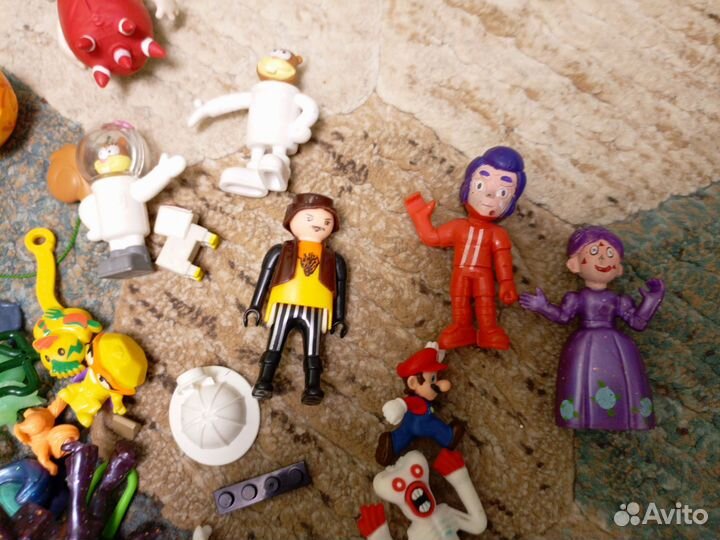 Пакет маленьких игрушек