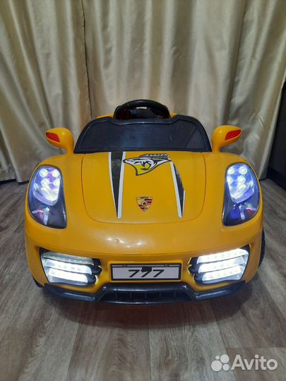 Детский электромобиль