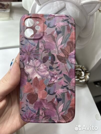 Чехол на iPhone 11