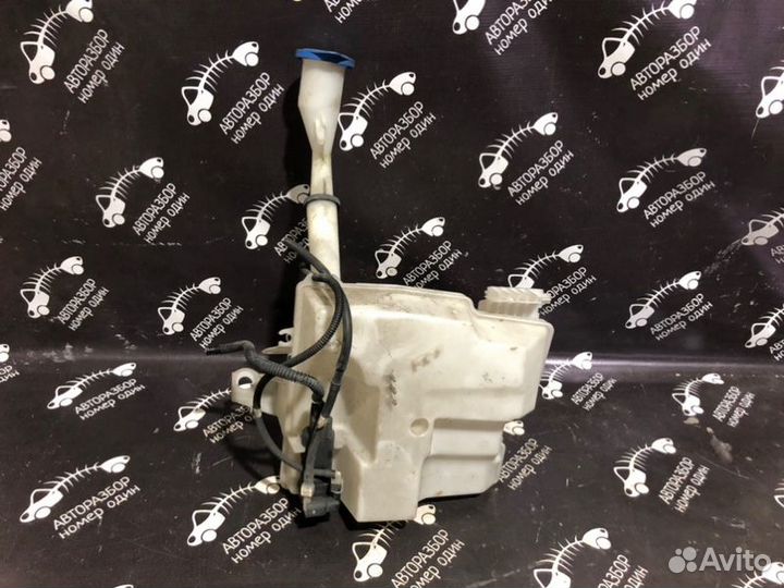 Бачок омывателя Ford Focus 3 хетчбэк 1 2011