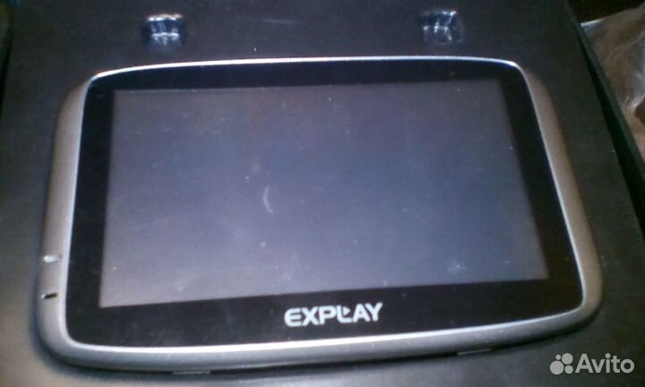 Автомобильный навигатор эксплей