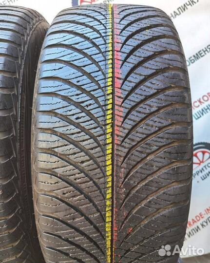Goodyear Vector 4Seasons 235/55 R17 102V