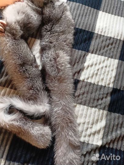 Меховой воротник чернобурка