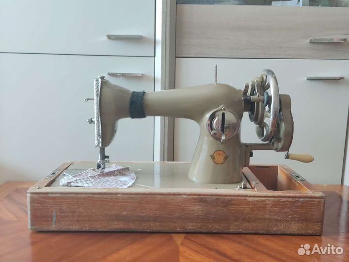Швейная машинка