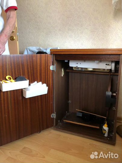 Швейная машина Чайка