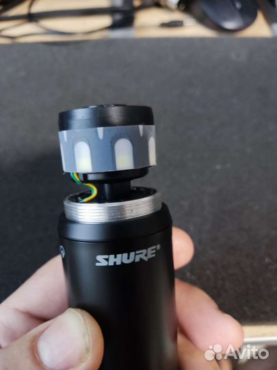 Радиомикрофон shure