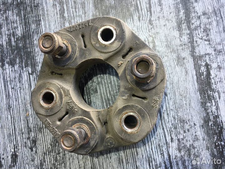 Муфта эластичная карданного вала BMW 5 E60