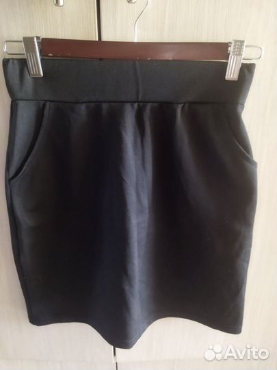 В хорошем состоянии на девочку рост 152-158