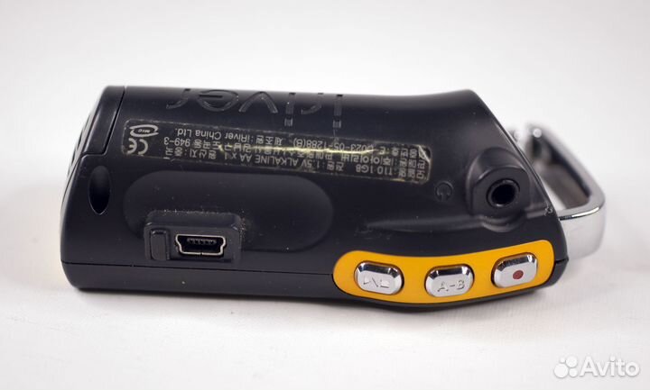 IRiver T10 1 Гб mp3 плеер жёлтый