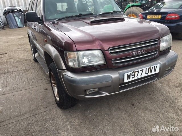 Разбор на запчасти Isuzu Trooper