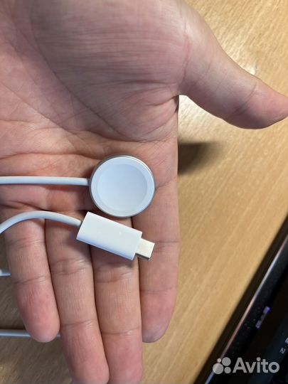 Оригинальное зарядное устройство для Apple Watch