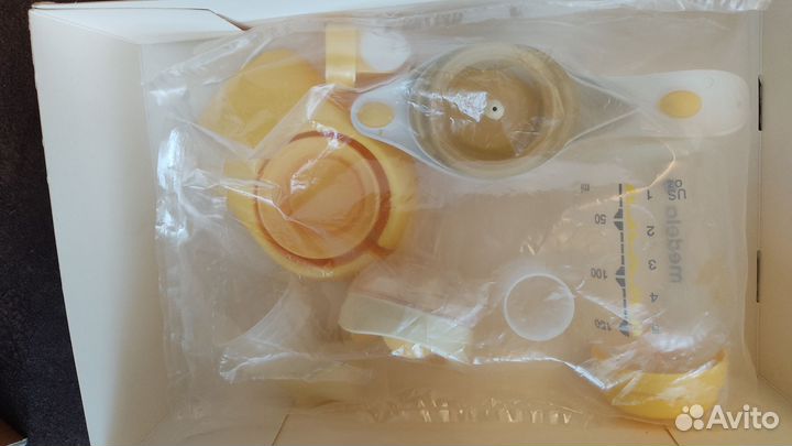 Молокоотсос ручной Медела+пакеты для хранения