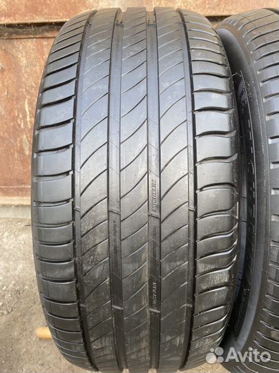 Michelin Primacy 4 235/45 R17 97W