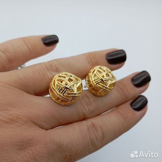 Серьги пусеты Loewe