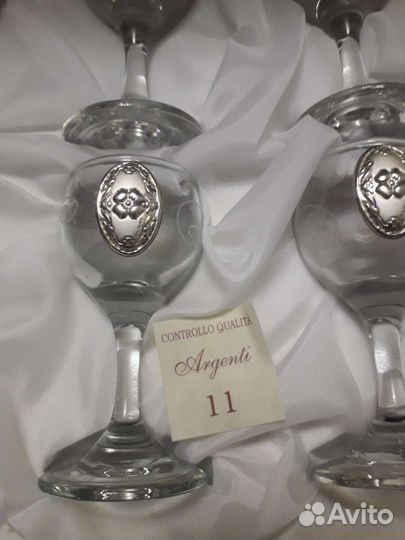 Рюмочки маленькие на ножке