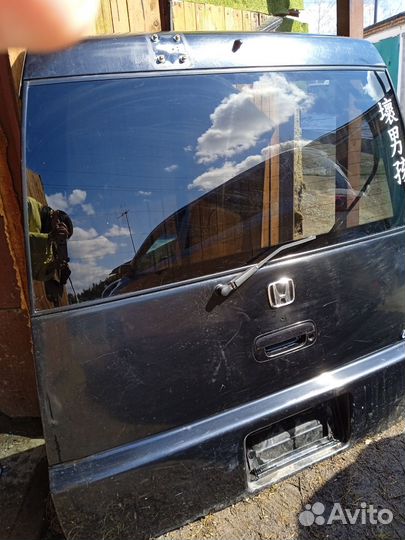 Дверь багажник, на honda stepwgn