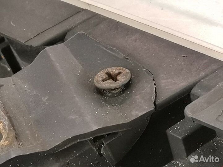 Фара передняя для Volkswagen Touran 1 1T0941005R