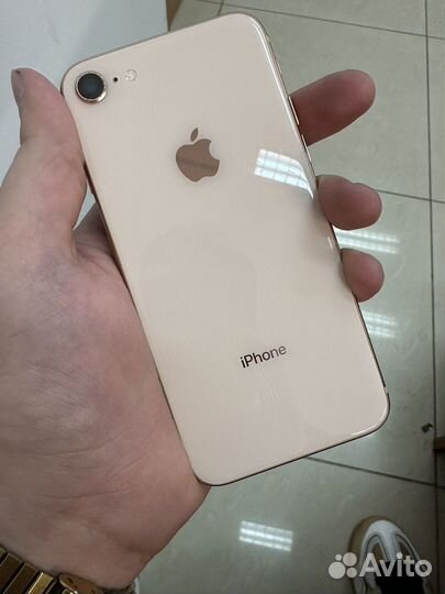 iPhone 8, 64 ГБ