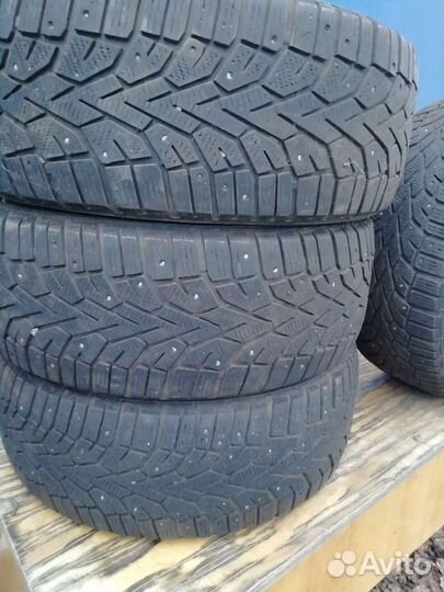 Nordman Nordman 4 215/55 R17