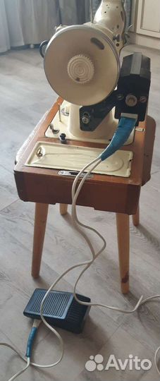 Швейная машинка