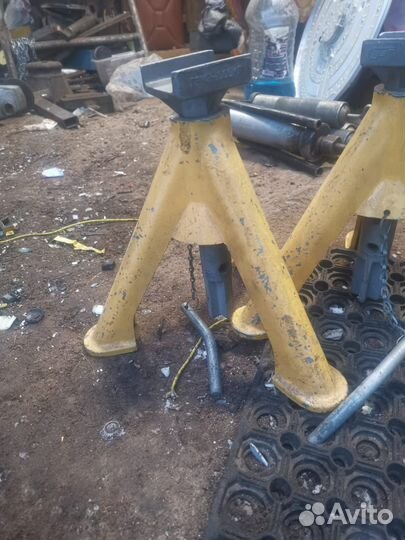 Тренога ремонтная