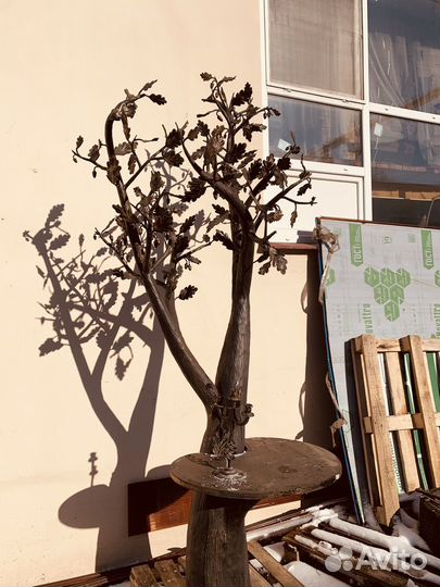 Кованое мзделие дерево дуб