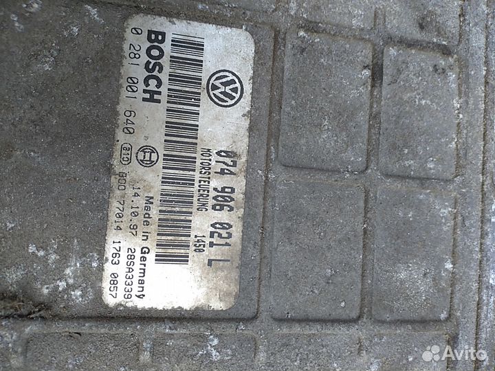 VW T4 2,5TDI (96-00) эбу 074 906 021L двигателем