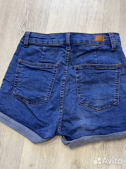 Шорты женские