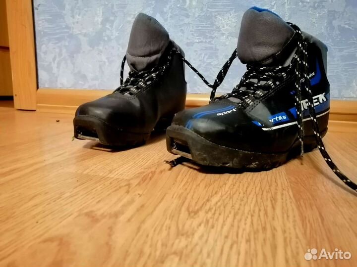 Лыжные ботинки Trek детские (23см по стельке)