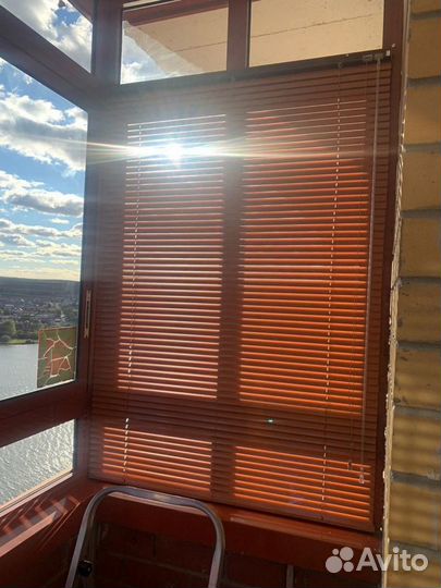 Горизонтальные алюминиевые жалюзи