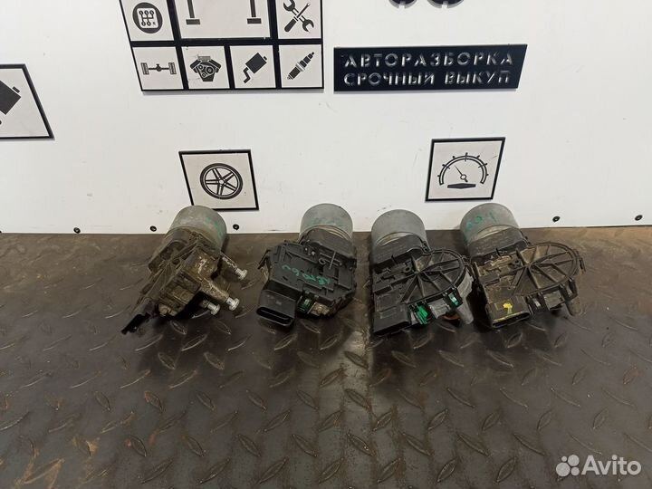 Моторчик стеклоочистителя для Renault Logan