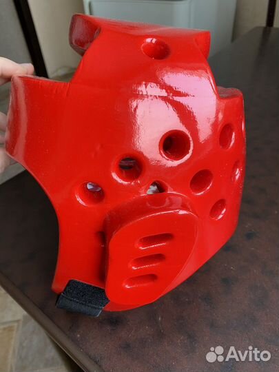 Шлем для тхэквондо, кикбоксинга