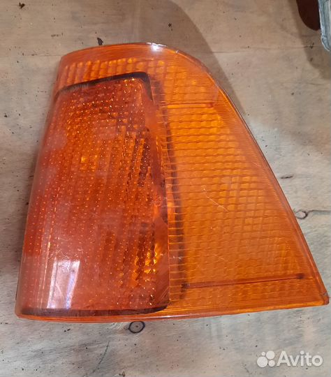 Указатель поворота Москвич-2141 передний левый