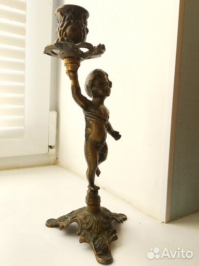 Бронзовый подсвечник