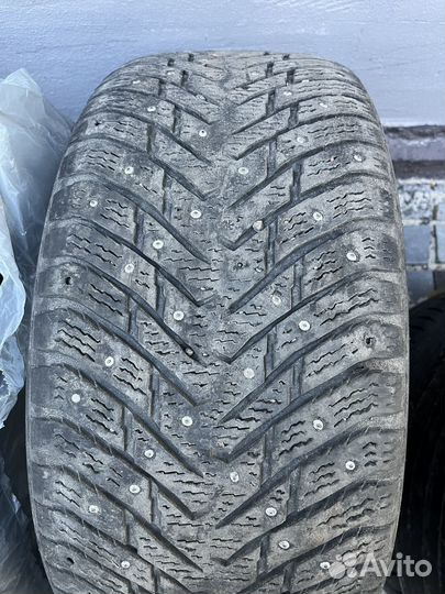 Nokian Tyres Hakkapeliitta 8 225/45 R17 и 245/45 R17 98T