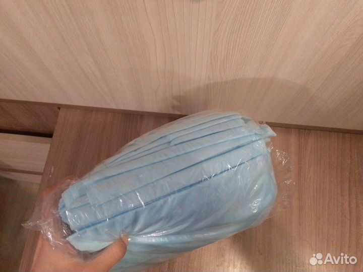 Кушетка и материалы для наращивания ресниц