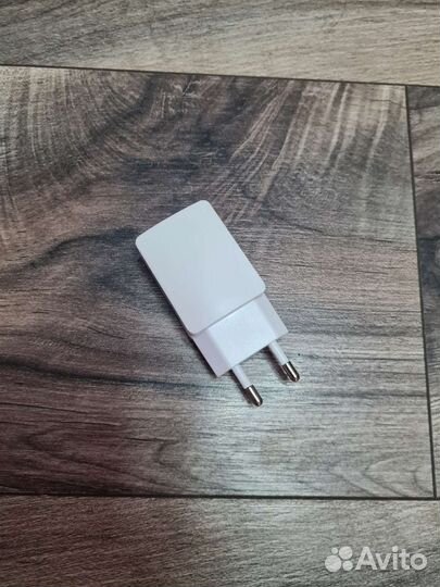 Новая китайская зарядка для телефона