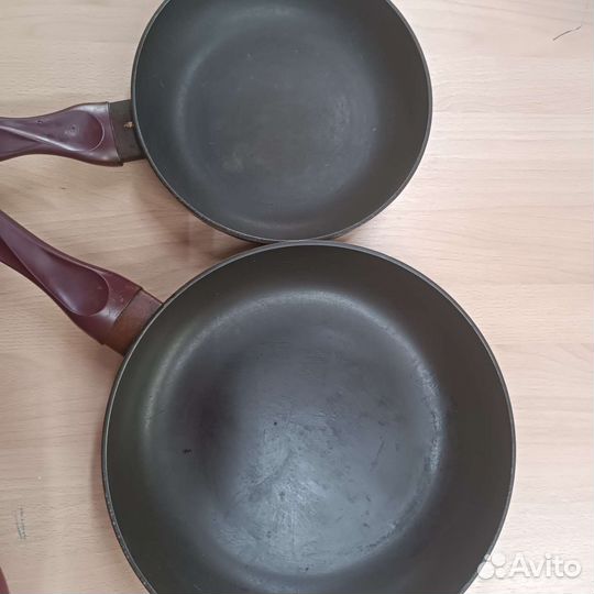 Кастрюля и сковородки