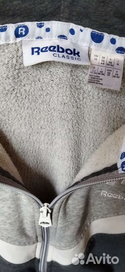 Спортивная одежда. Ветровка Reebok