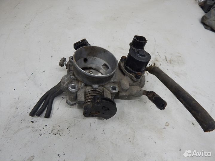 Заслонка дроссельная Mitsubishi Carisma 2003