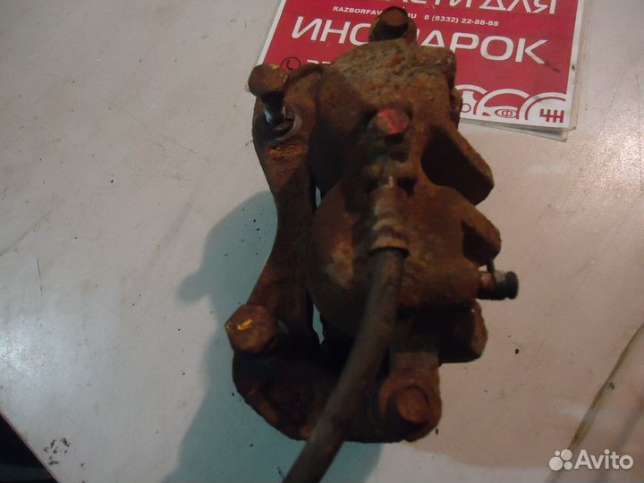 Суппорт (передний правый) (SsangYong Kyron)