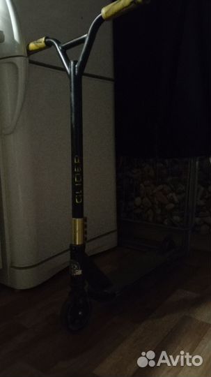 Трюковой самокат