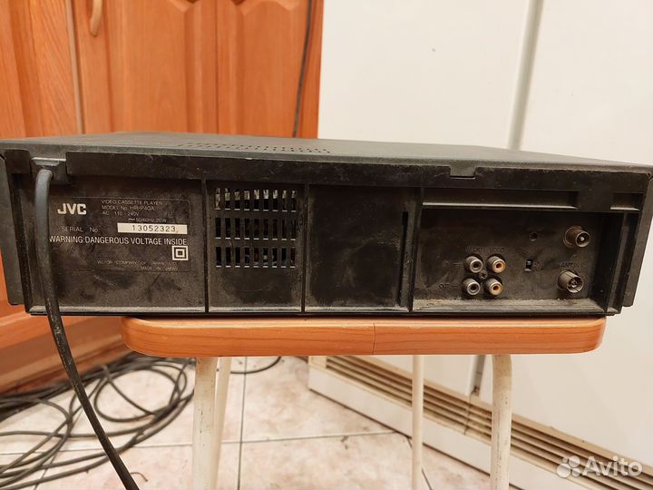 Видеомагнитофон jvc p40