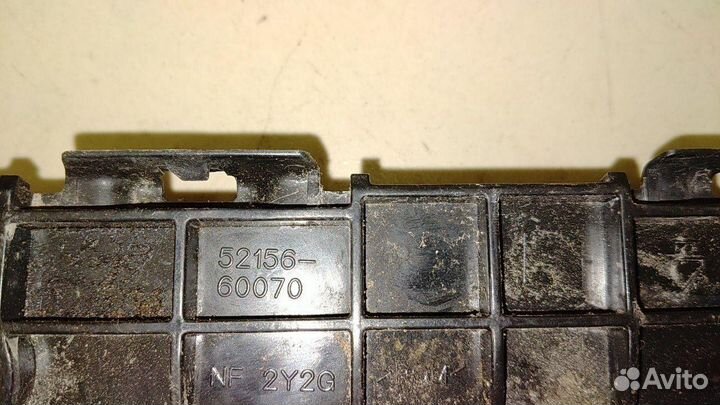 Направляющая заднего бампера левая