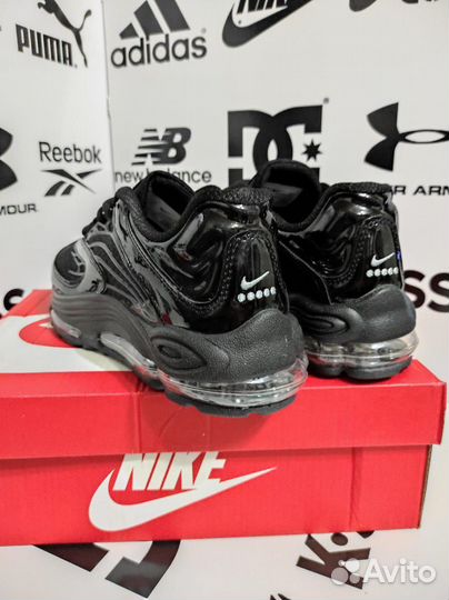 Кроссовки nike