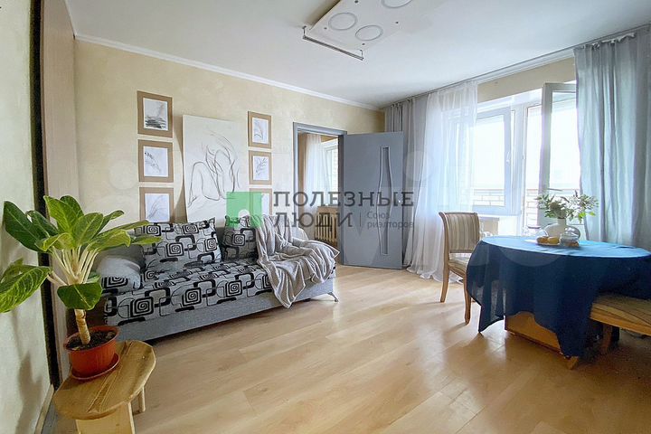 2-к. квартира, 52,7 м², 1/9 эт.