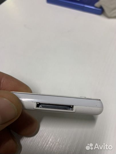 iPod,iPhone 4,4S FM-трансмиттер