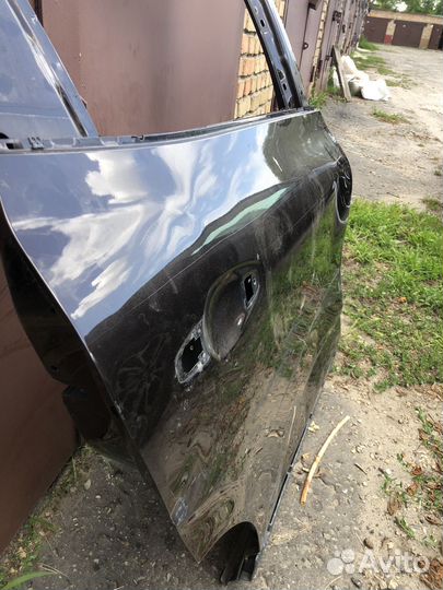 Продам дверь на Рено Аркана