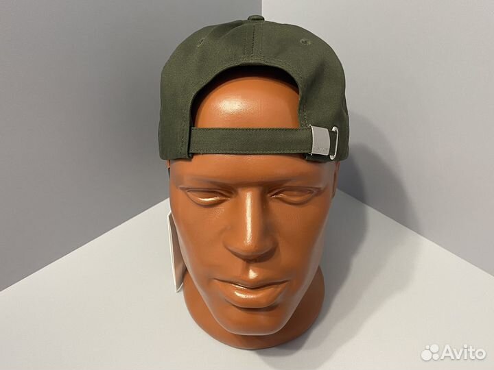 Calvin Klein / Lettering