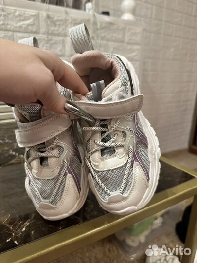 Кроссовки для девочки 32 размер